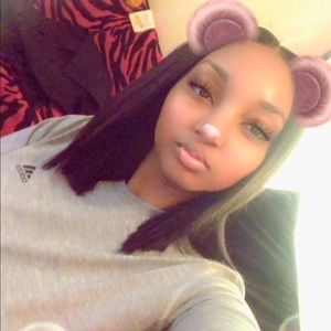 Meet your Posher, Brianna